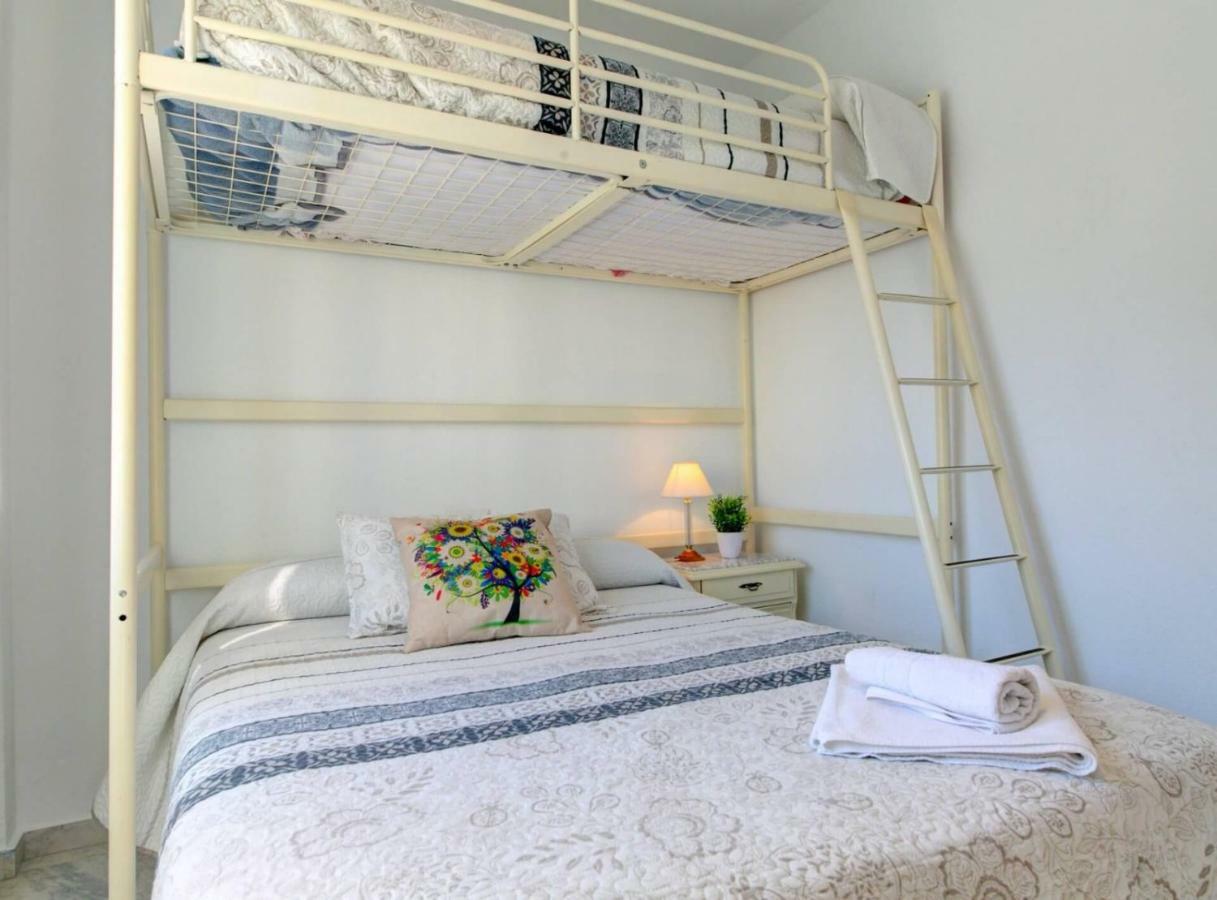 פואנגירולה Apartamento Vinuela מראה חיצוני תמונה