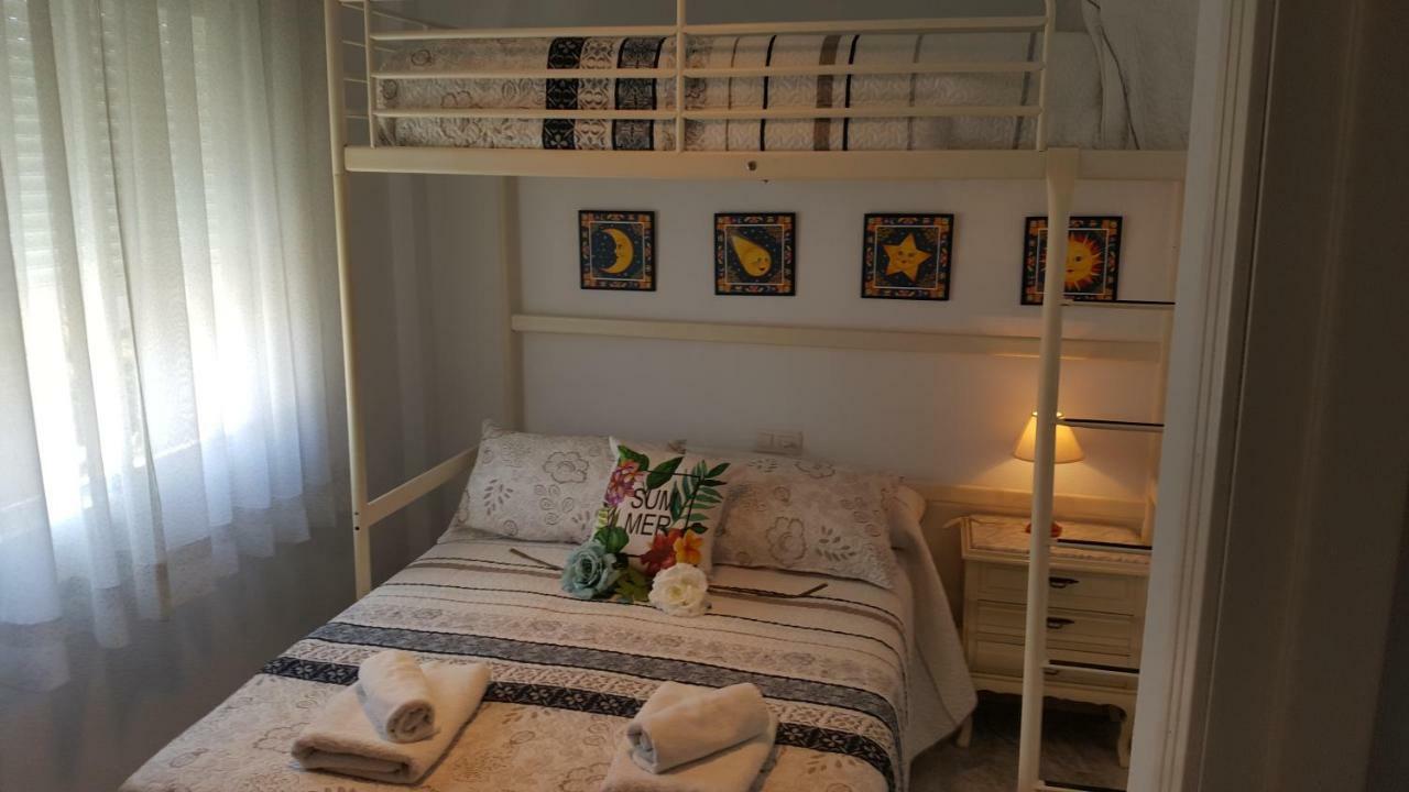 פואנגירולה Apartamento Vinuela מראה חיצוני תמונה